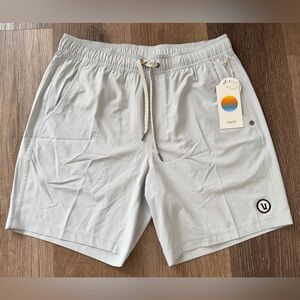 VUORI Men’s Kore Short Lined 7” Sky Grey Sz Medium  V388  Athletic NWT